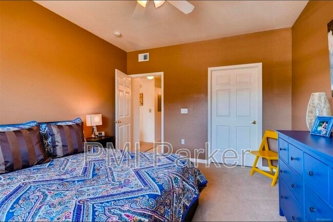 Building Photo - 9369 Amison Cir