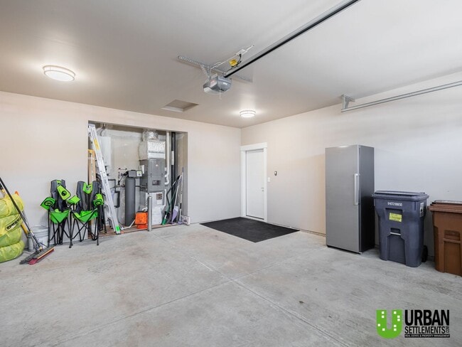 Building Photo - Charming 3-Bedroom Home in North Spokane –...