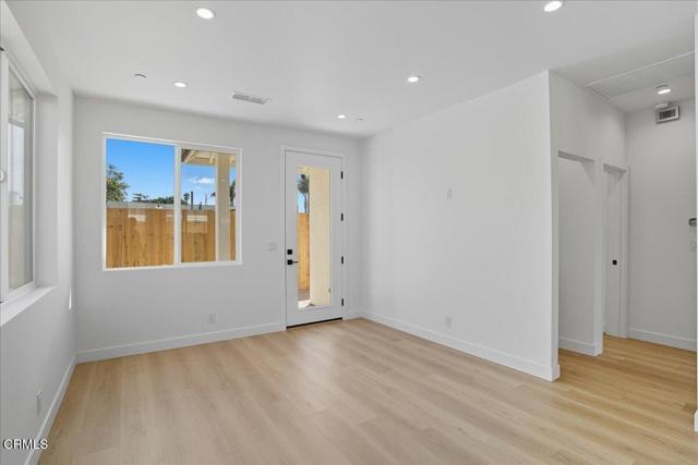 Building Photo - 1901 Ocean Ave