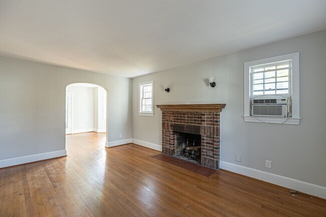Building Photo - Completely Updated Charming Cape Cod