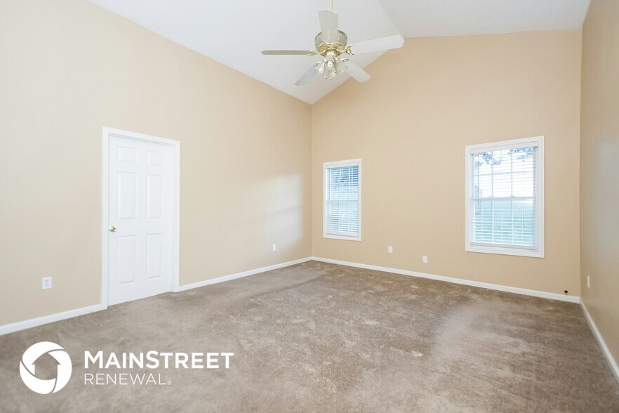 Building Photo - 166 Barrington Dr