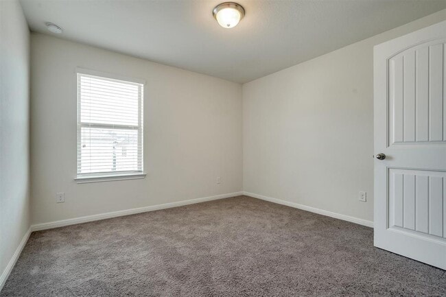 Building Photo - 177 Diamond Point Dr