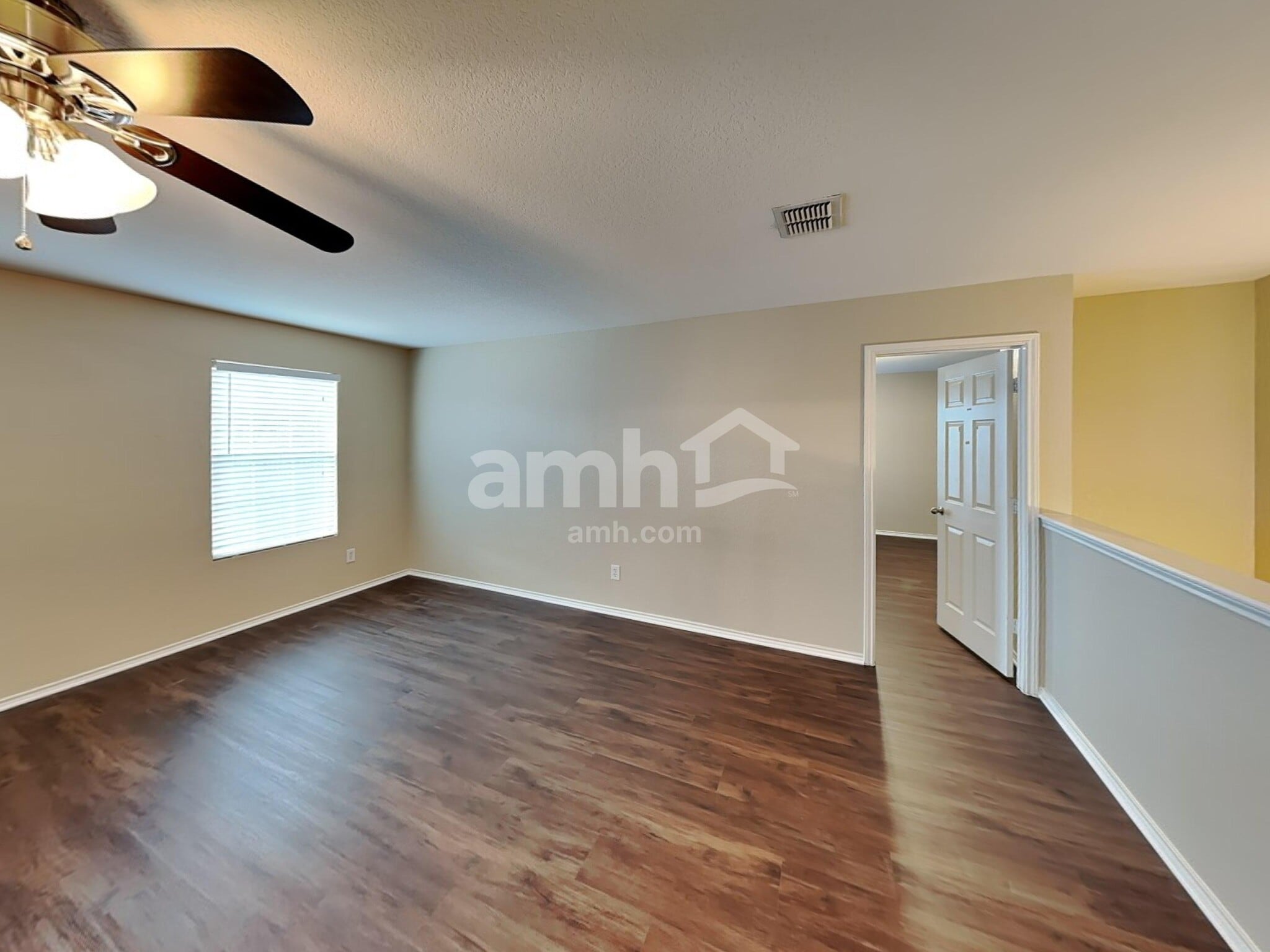 Building Photo - 8514 Silver Brush