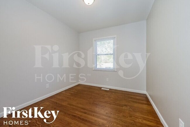 Building Photo - 18805 E Ponca Dr