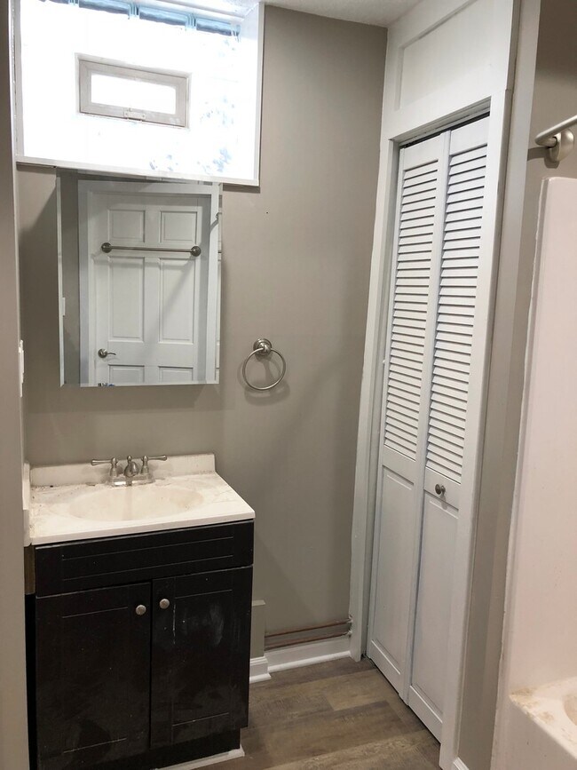 Building Photo - *******2-bed/1-bath COMPLETELY RENOVATED HOME FOR RENT in Bridgeville!*****