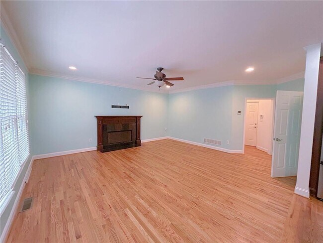 Building Photo - 280 Graystone Way