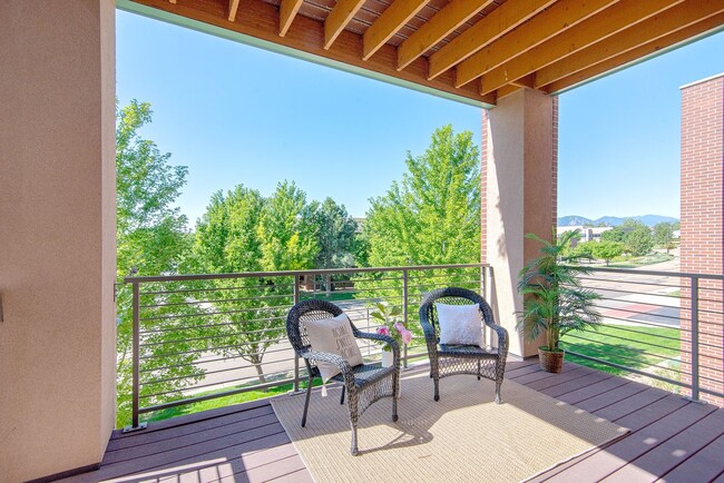 Building Photo - 2B/2B Luxury Louisville Condo with Mountai...
