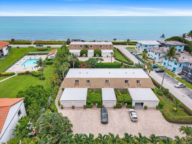Building Photo - 5720 Old Ocean Blvd