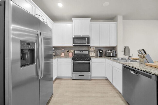 Building Photo - 12607 Taymouth Manor Dr