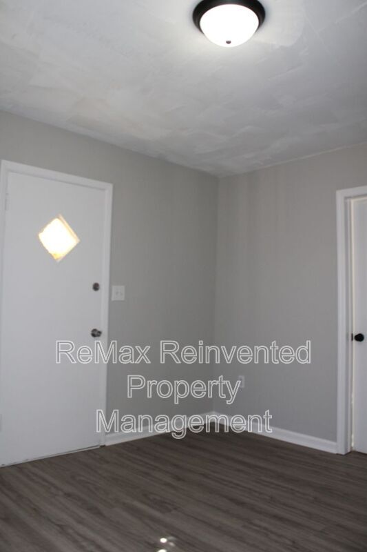 Building Photo - 1510 Koger St