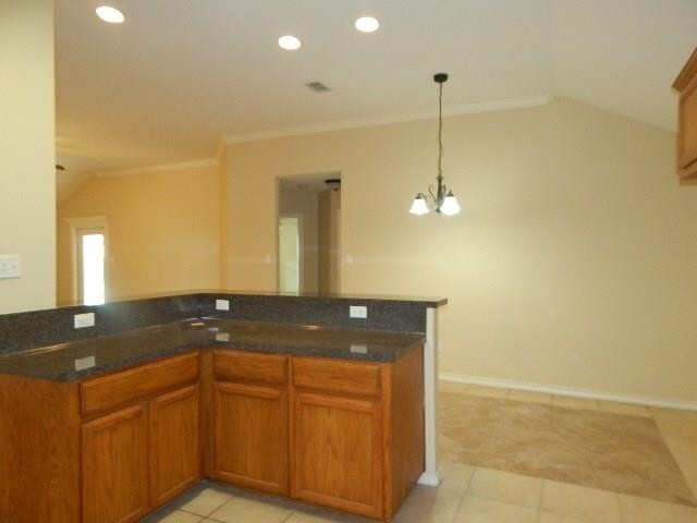 Building Photo - 6806 Windy Creek Dr