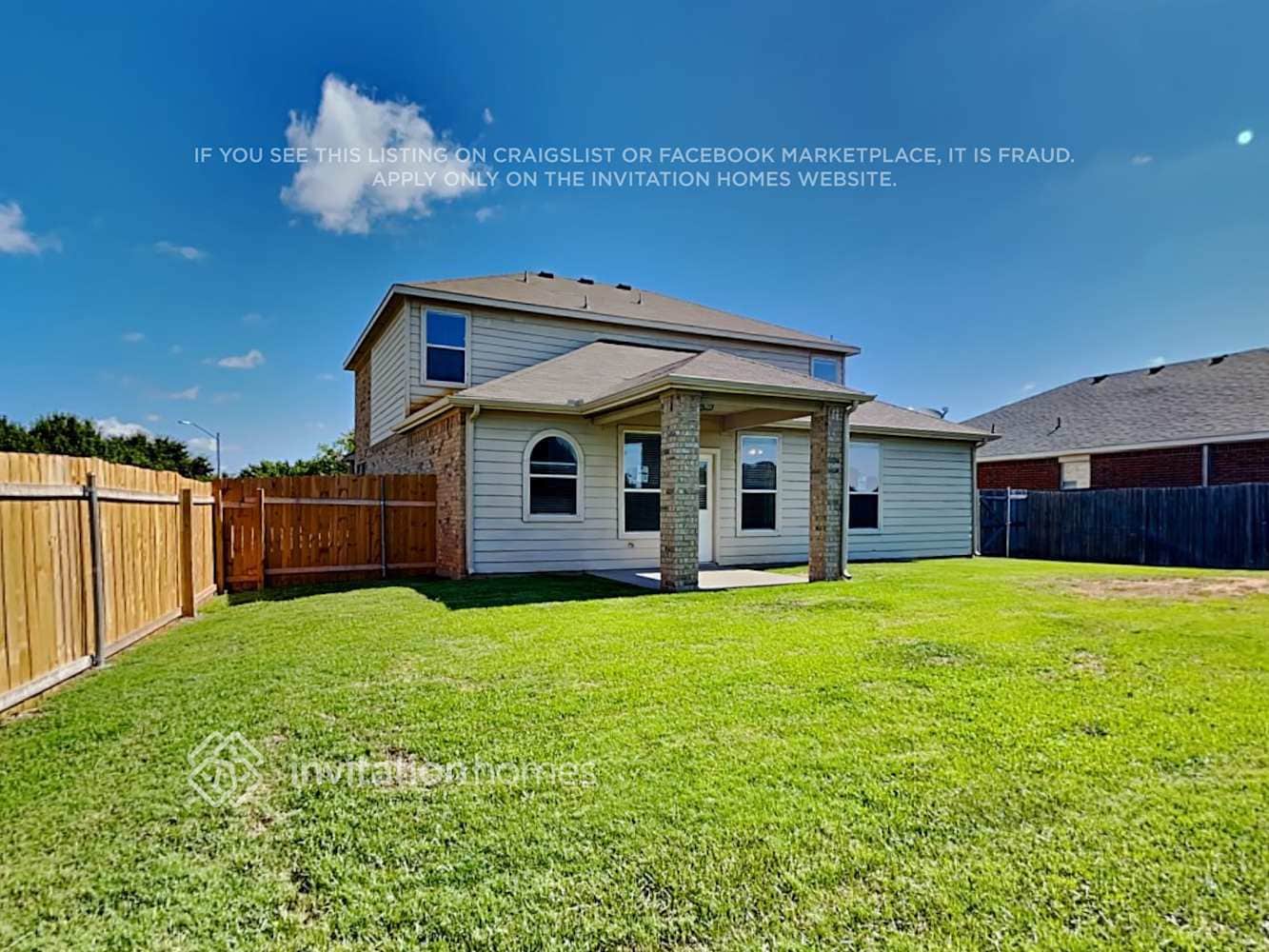 Building Photo - 1233 Juniper Ln