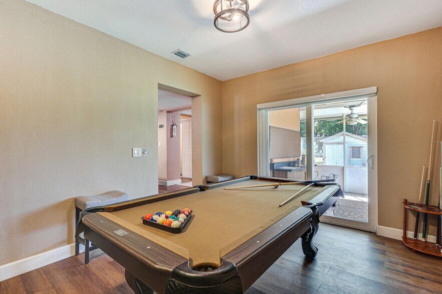 Building Photo - 2934 NW 66th St