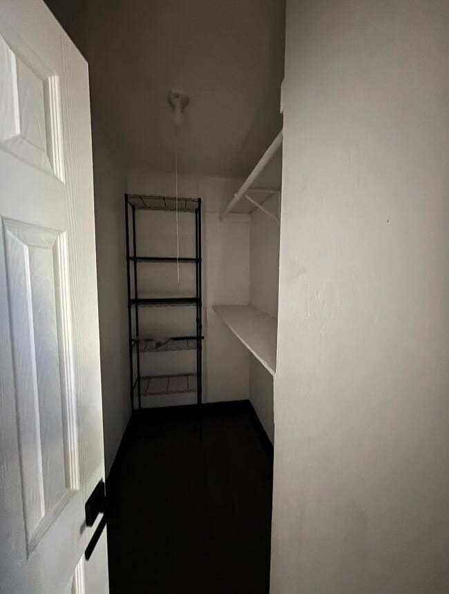 Building Photo - 7213 Moline St