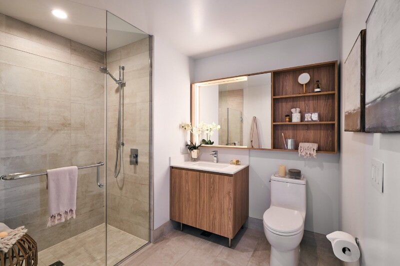 Building Photo - 432 W Hill St