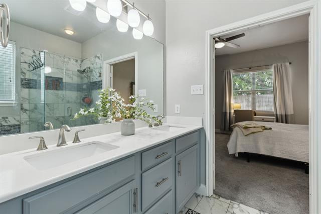 Building Photo - 3833 Denridge Ln