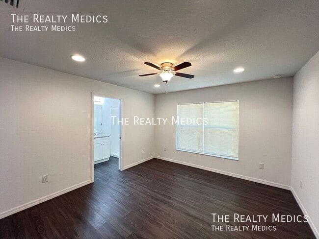 Building Photo - 111 Fisher Rd