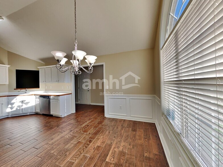 Building Photo - 1425 Bramlett Forest Trl