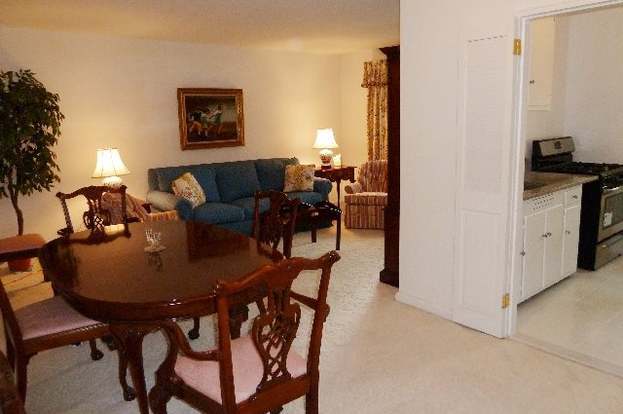 Building Photo - 22 Nathan Hale Dr