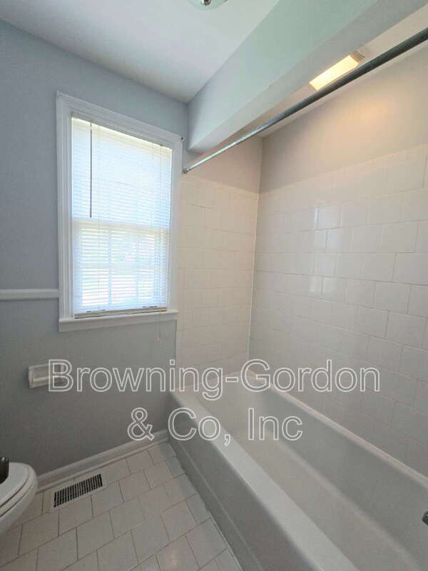 Building Photo - 1147 Duncanwood Dr