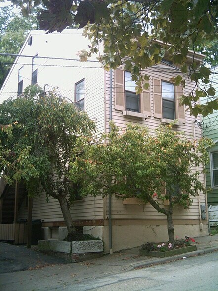 Building Photo - 3 W Hollister St