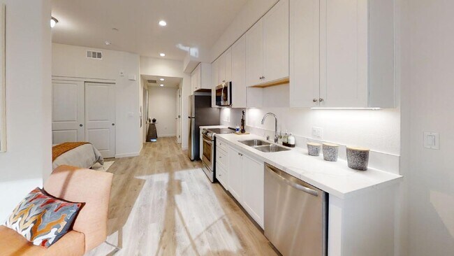 Interior Photo - 78 West Apartments and Live/Work Lofts