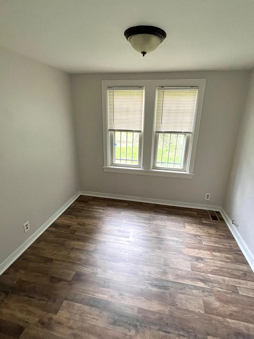 Building Photo - 130 Zewe Aly