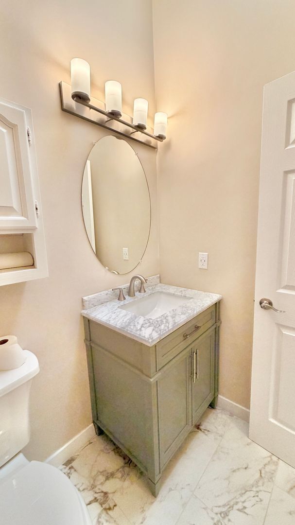 Building Photo - Recently updated Single-Story Home in the lovely community of Wildomar!