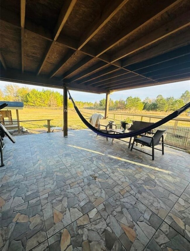 Building Photo - 844 Rd 5109