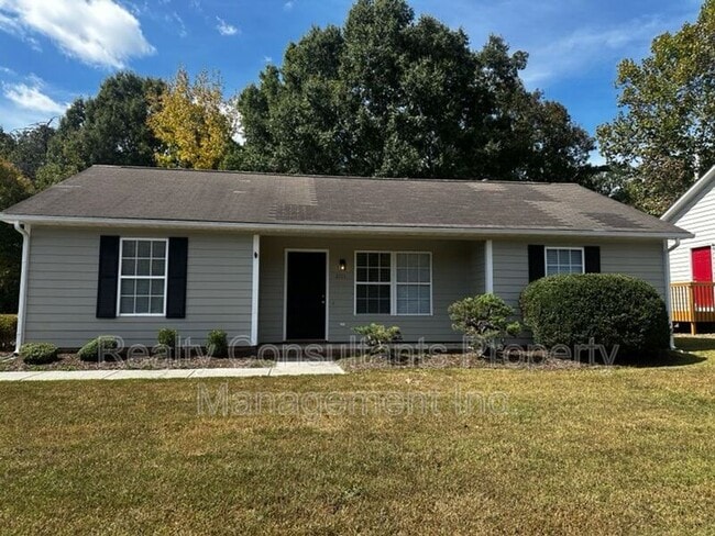 Building Photo - 2711 Ingleside Dr