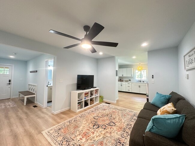 Building Photo - This FULLY FURNISHED ALL INCLUSVIE HOME IS...