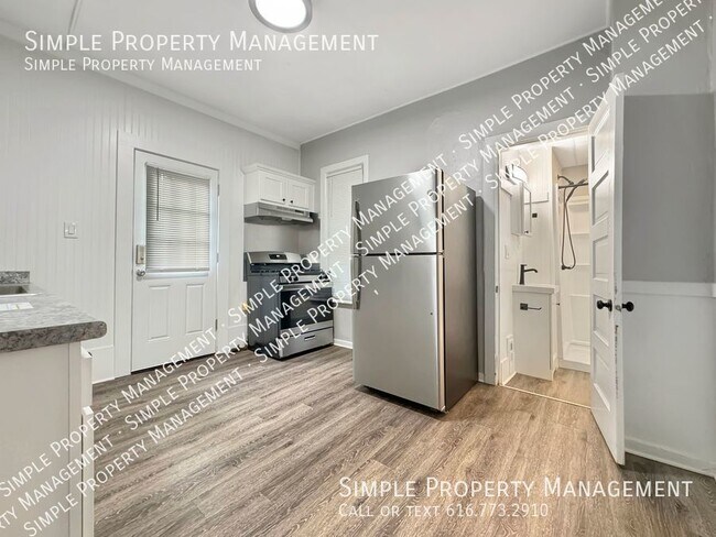 Building Photo - 928 Chatham St NW