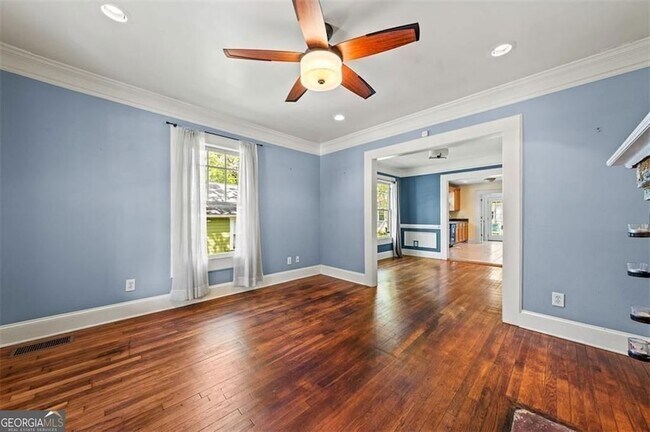 Building Photo - 2220 Newnan St