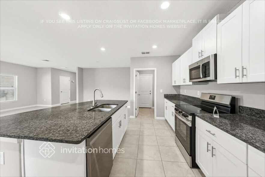 Building Photo - 11259 Riley Pines Cir