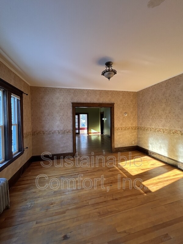 Building Photo - 5 Kensington Rd