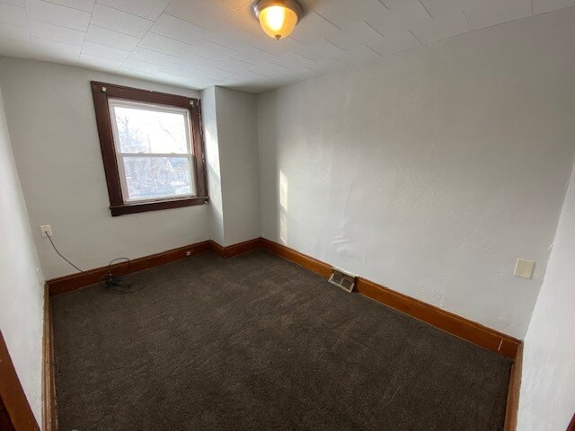 Building Photo - 7913 Force Ave