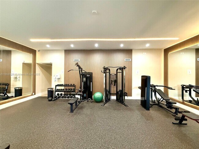 Building Photo - 1266 S Military Trail