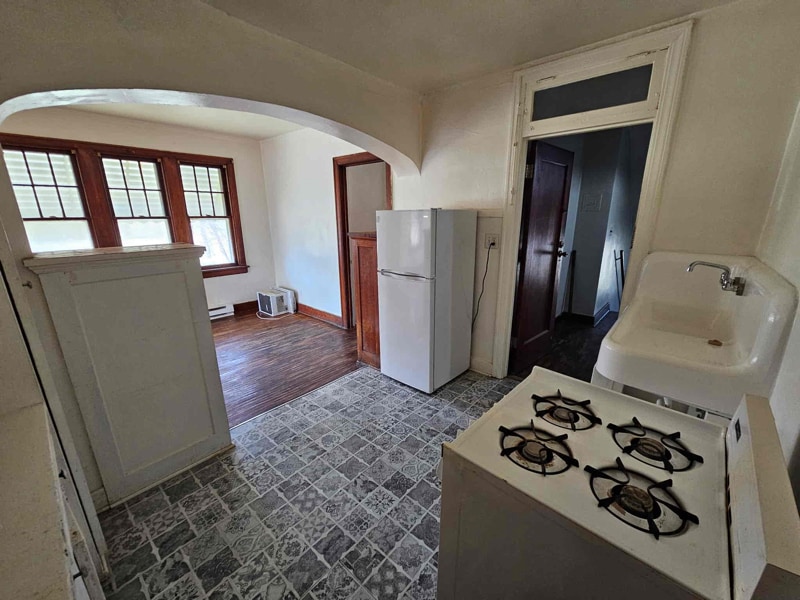 Building Photo - 511 West Elizabeth Street