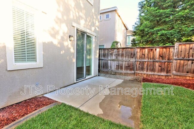 Building Photo - 506 Navigator Dr