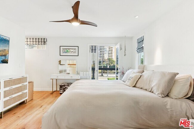 Building Photo - 665 Washington Blvd