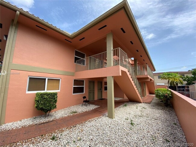 Building Photo - 2600 NW 14th St