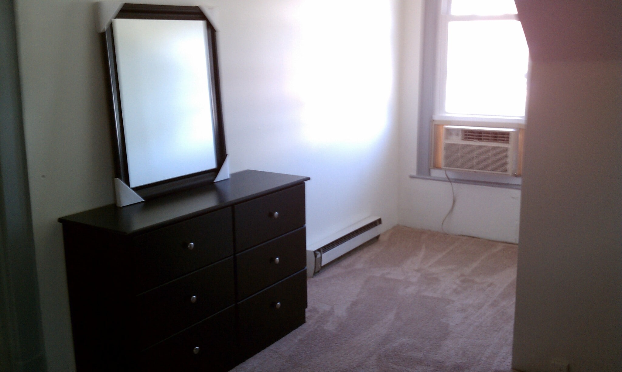 BR 2 dresser and AC - 436 E Pittsburgh St