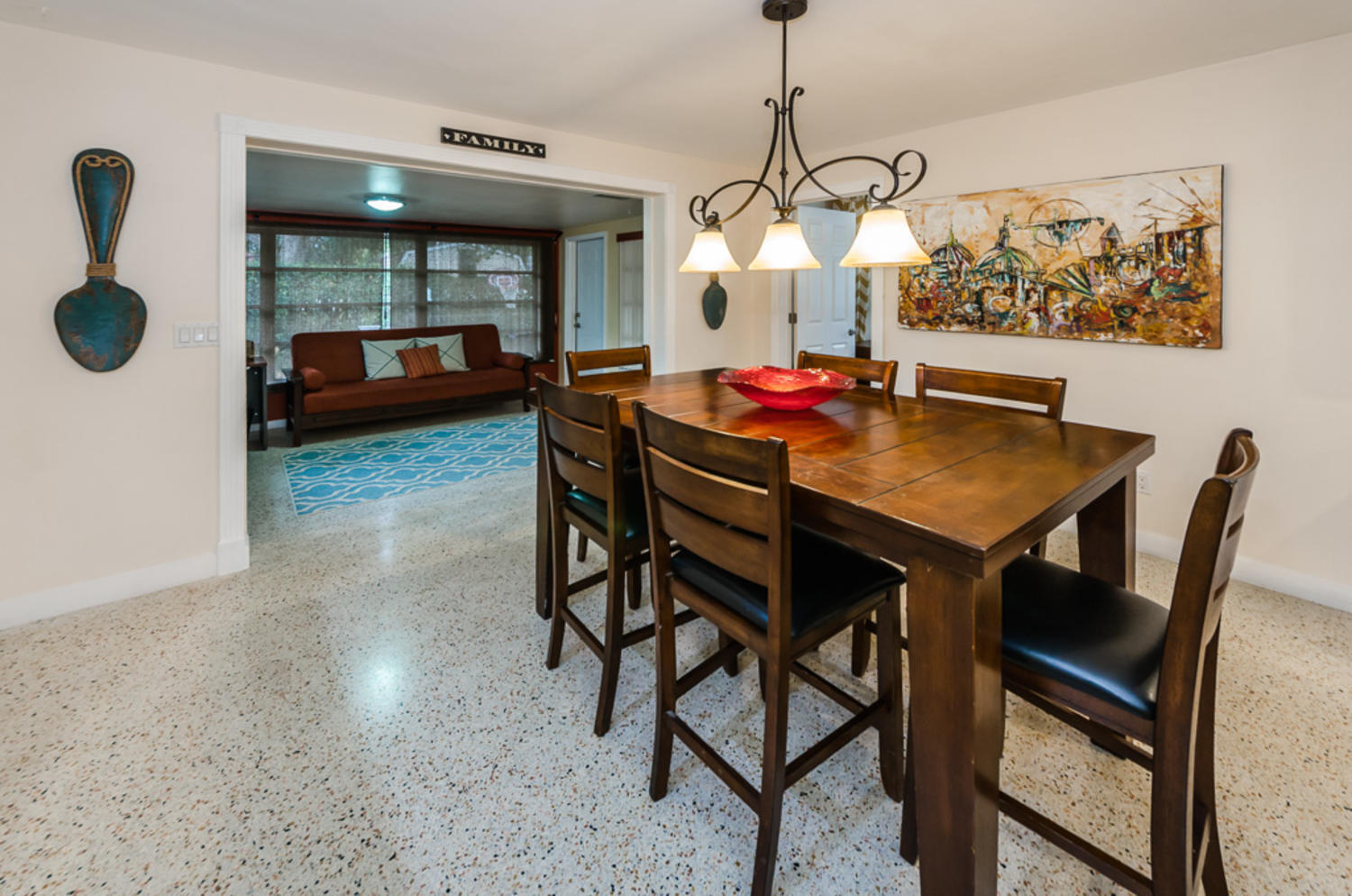 Building Photo - 245 Bel Forest Dr