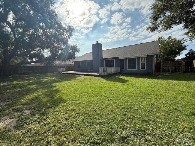 Building Photo - 3872 Mariners Dr