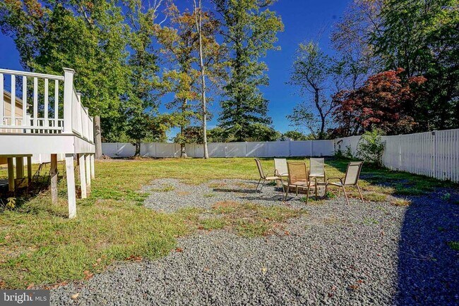 Building Photo - 1600 Holly Pkwy