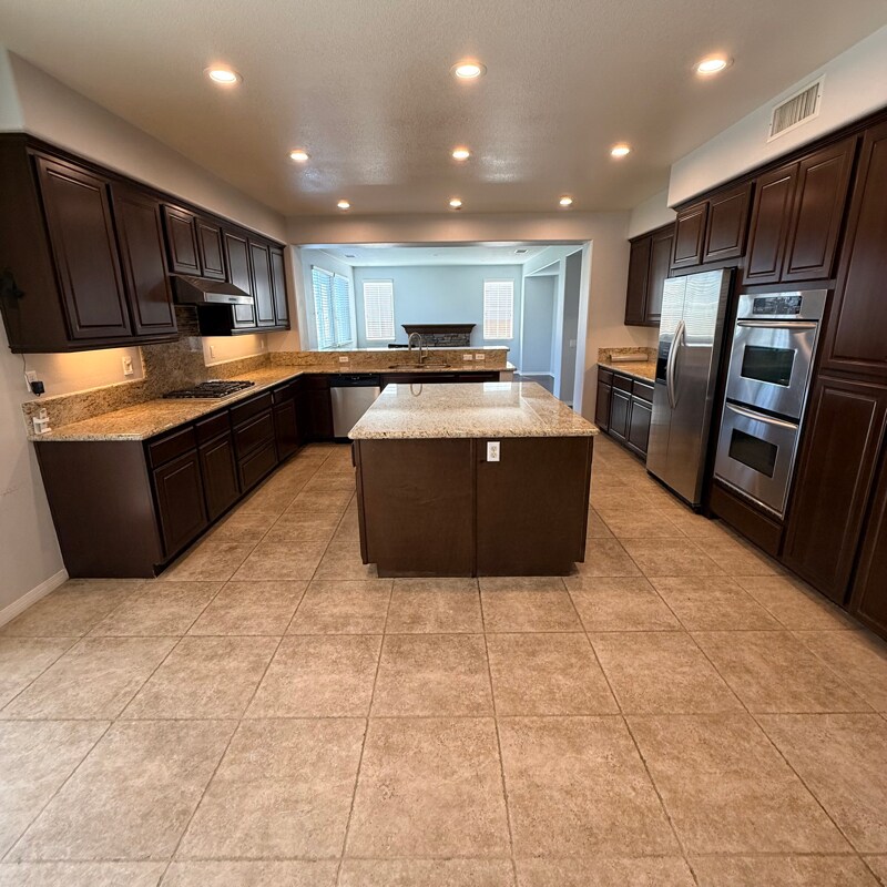 Building Photo - 8108 Finch St