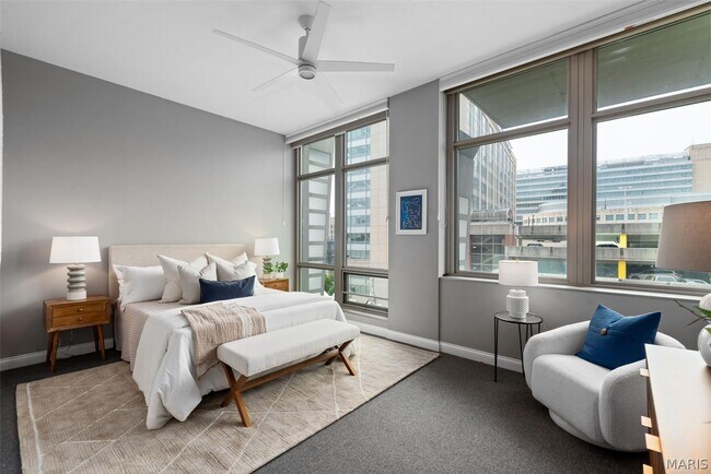 Building Photo - 4909 Laclede Ave