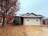 Building Photo - 3303 Trey Ln