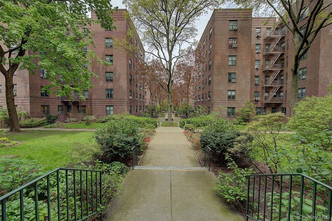 Building Photo - 34-21 78th St