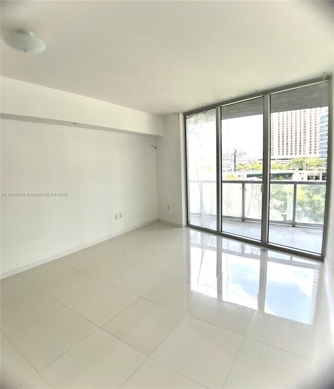 Building Photo - 465 Brickell Ave